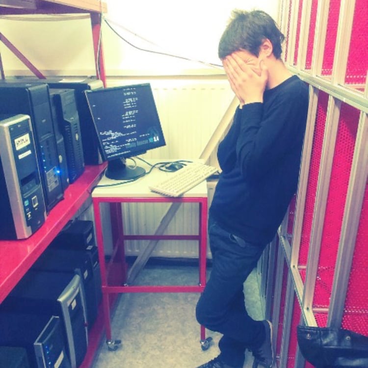 Peter Gonda – streaming server admin